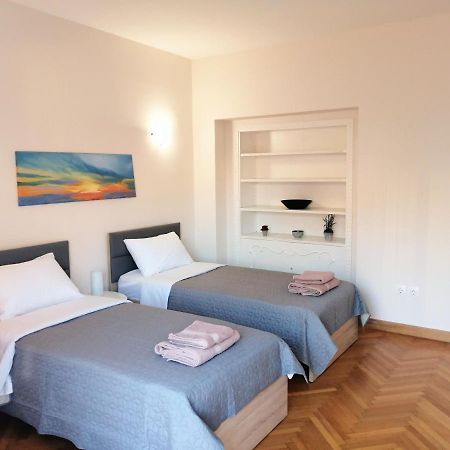 Stylish Central Penthouse Apartment アテネ エクステリア 写真